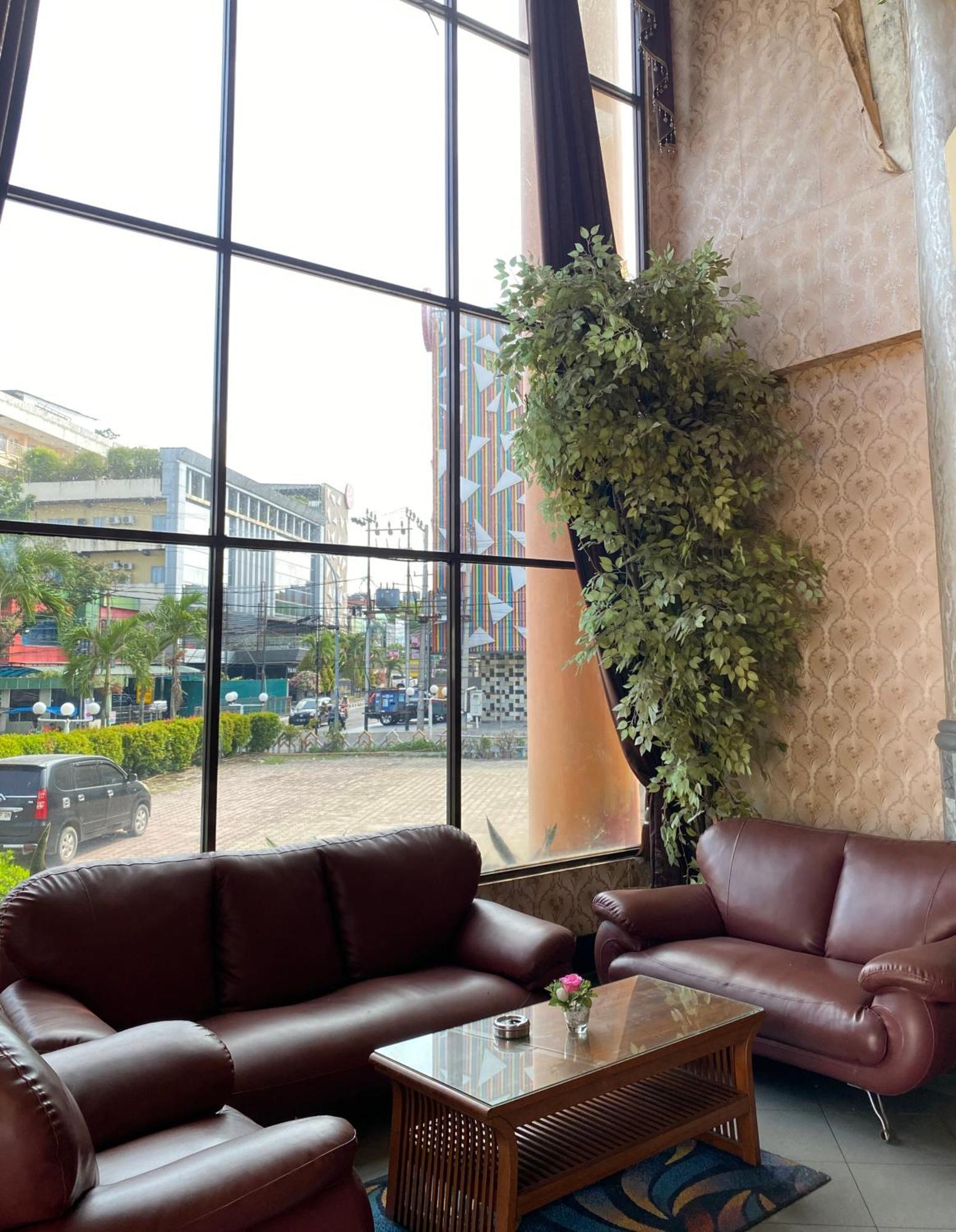 Mas Graha Hotel Pekanbaru Εξωτερικό φωτογραφία